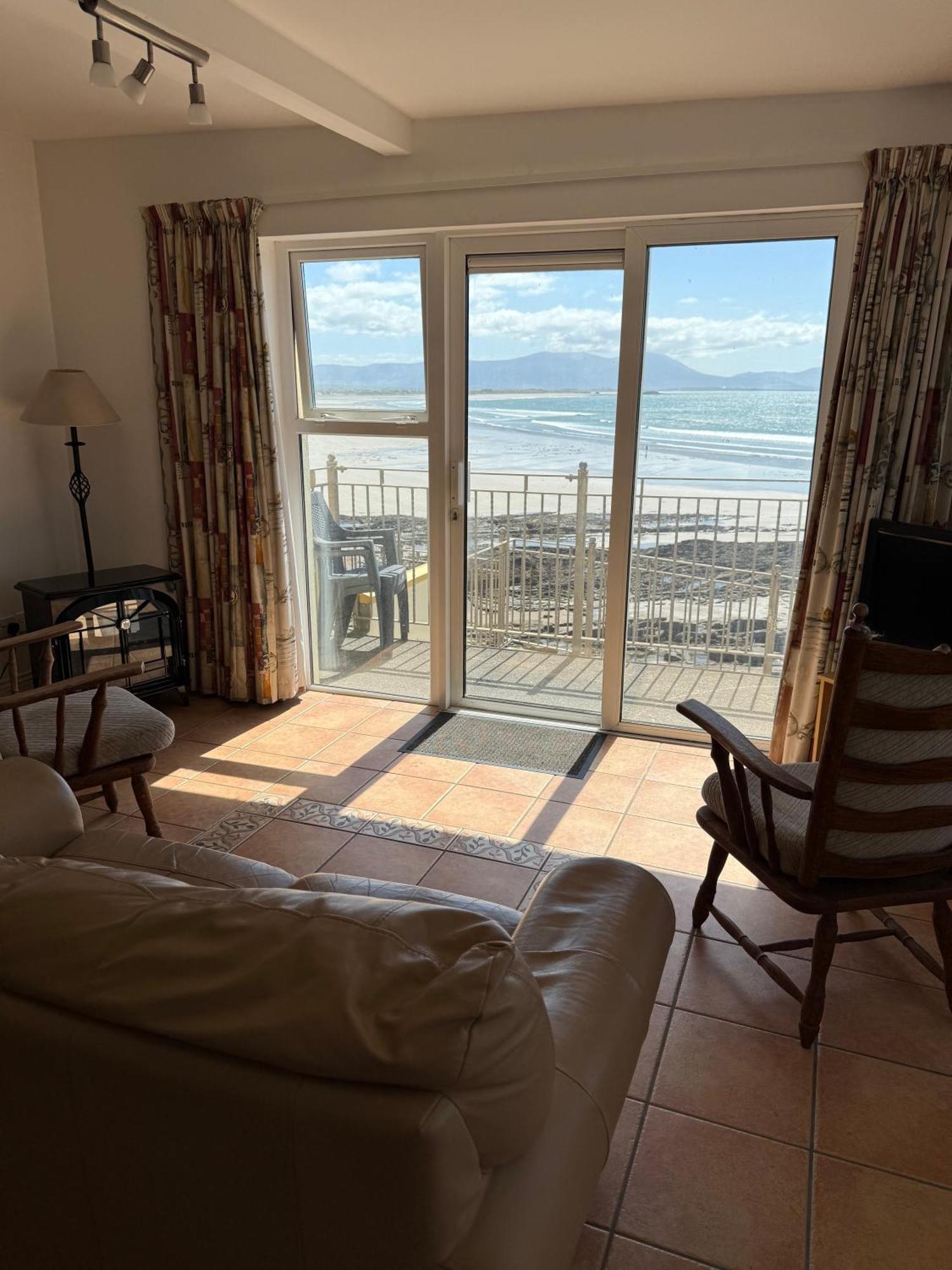 ONeills Apartments Ballyheigue Exterior foto