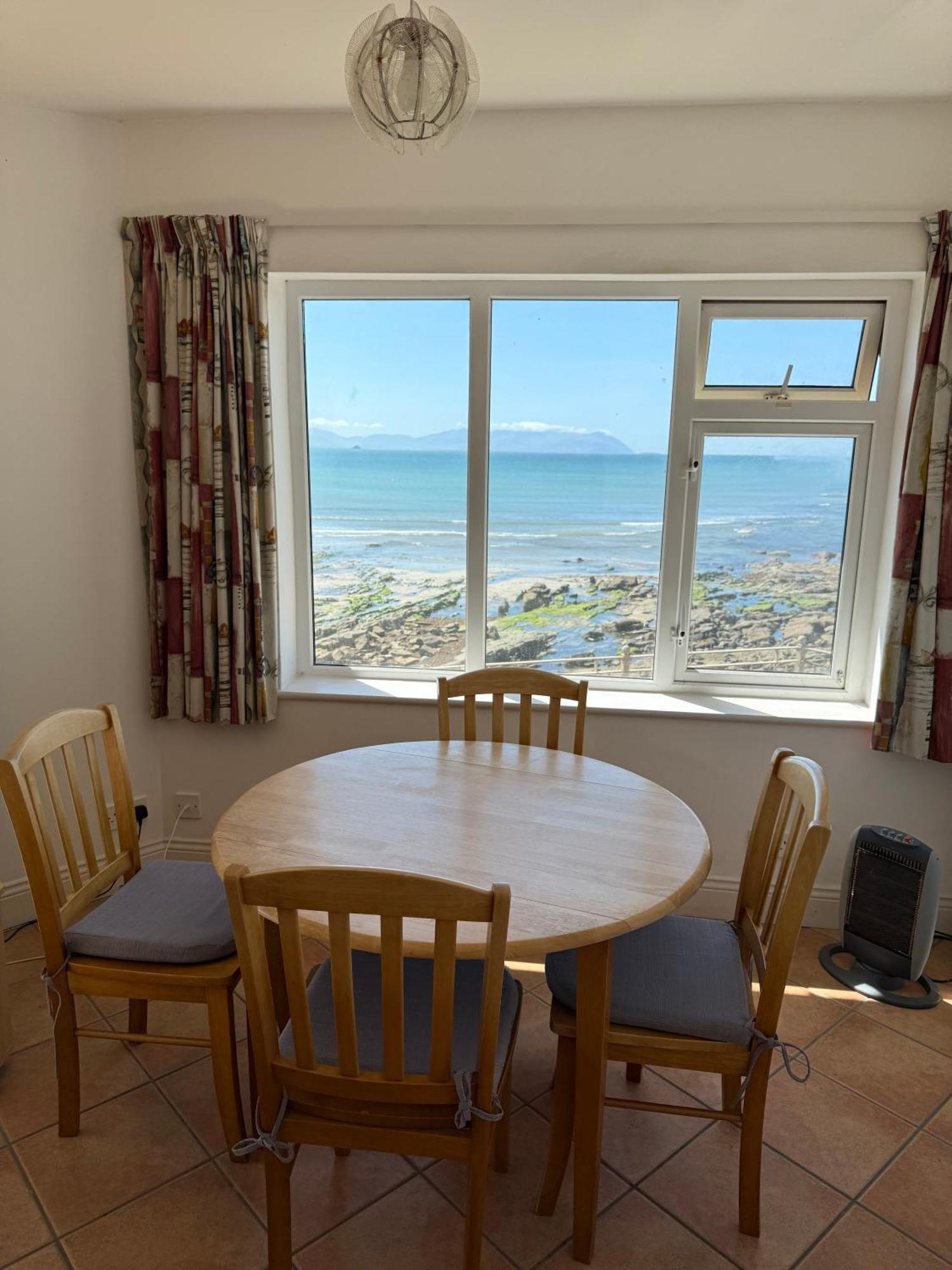 ONeills Apartments Ballyheigue Exterior foto