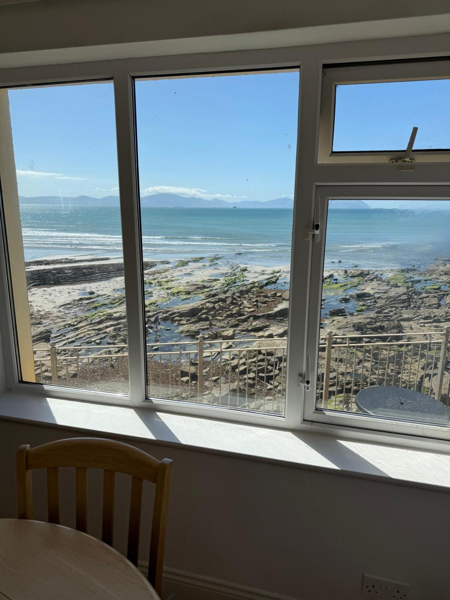 ONeills Apartments Ballyheigue Exterior foto